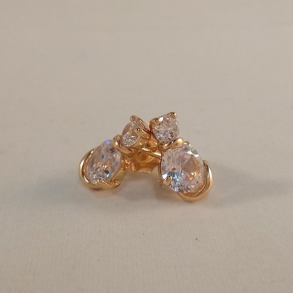 18K Yellow Gold Filled Cat Shape Diamond Zircon Stud Earrings 1.28ctw - Picture 4 of 6